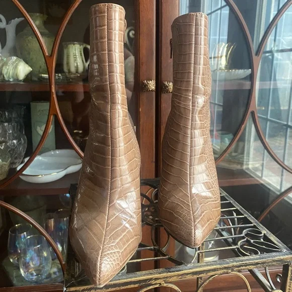SnakeSkin Pointed Toe Tan Booties - Picture 2 of 5